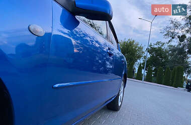 Седан Mazda 3 2006 в 