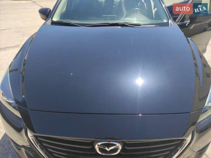 Седан Mazda 3 2017 в Запорожье
