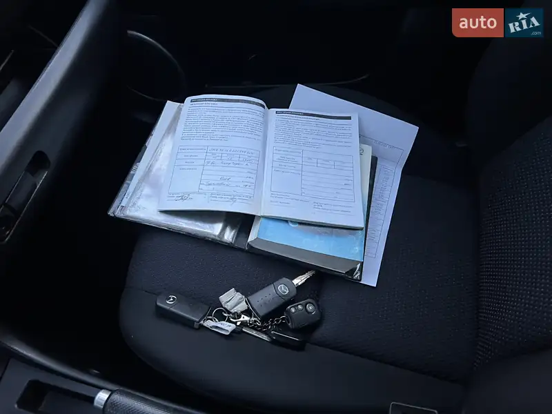Седан Mazda 3 2007 в Києві документ
