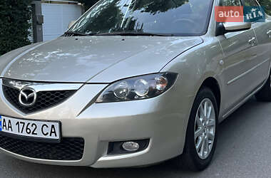 Седан Mazda 3 2007 в 