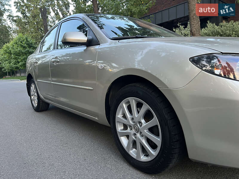 Седан Mazda 3 2007 в Києві