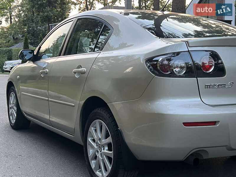 Седан Mazda 3 2007 в Києві