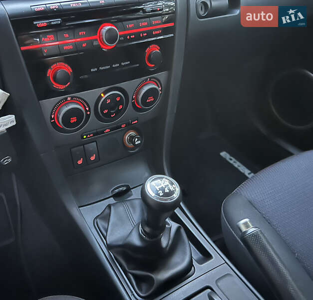 Седан Mazda 3 2007 в Києві
