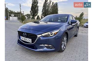 Седан Mazda 3 2017 в Черкассах