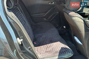 Седан Mazda 3 2014 в 