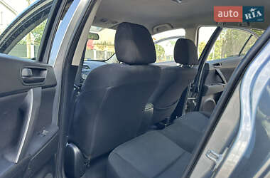 Седан Mazda 3 2010 в 