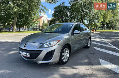 Седан Mazda 3 2010 в 