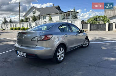 Седан Mazda 3 2010 в 