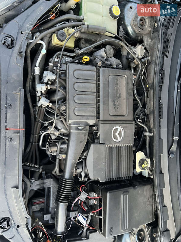 Хэтчбек Mazda 3 2005 в Житомире