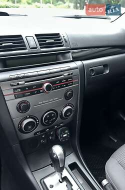 Седан Mazda 3 2007 в 
