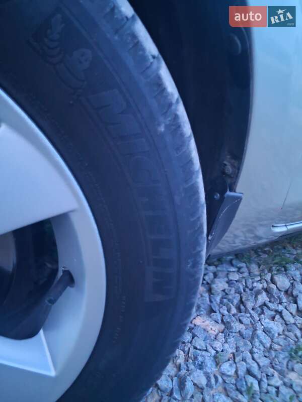 Седан Mazda 3 2007 в Виннице