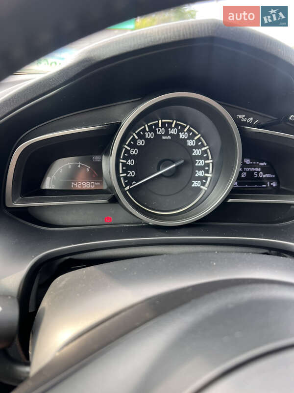 Хэтчбек Mazda 3 2017 в Киеве