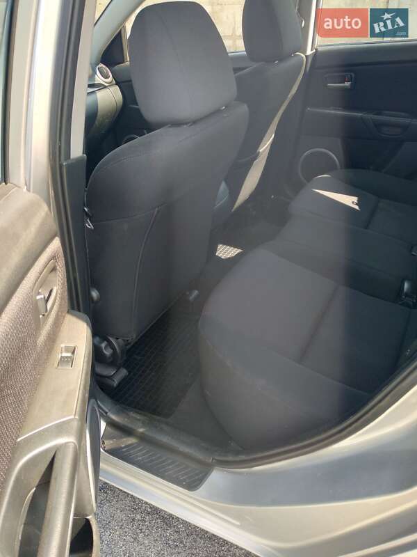 Хетчбек Mazda 3 2007 в Дніпрі