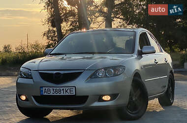 Седан Mazda 3 2004 в Гайсину
