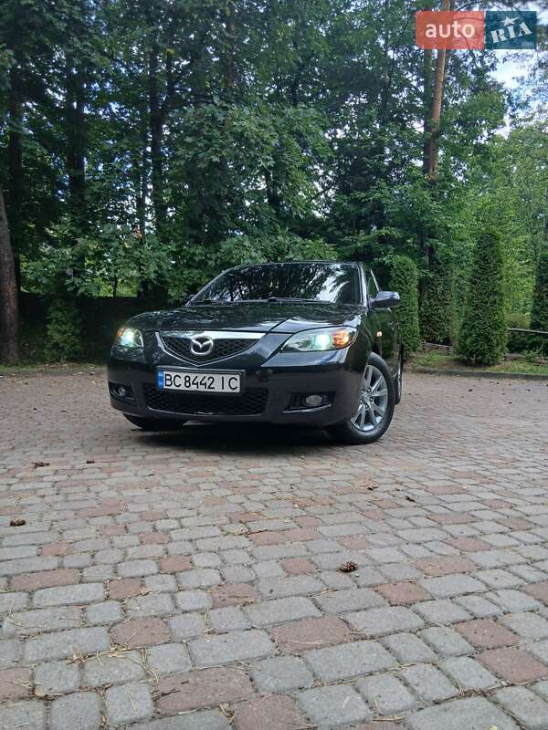 Седан Mazda 3 2006 в Трускавце