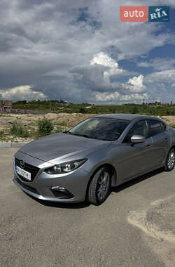 Седан Mazda 3 2013 в Ровно