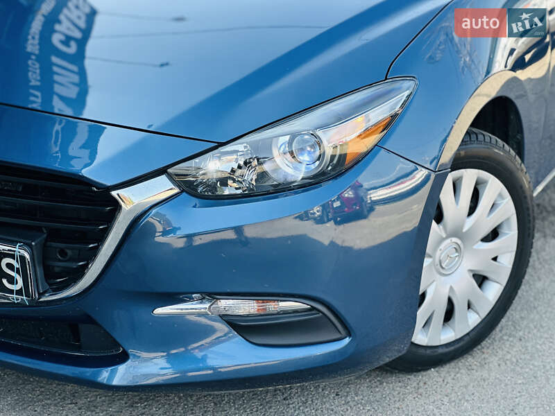 Седан Mazda 3 2016 в Харкові