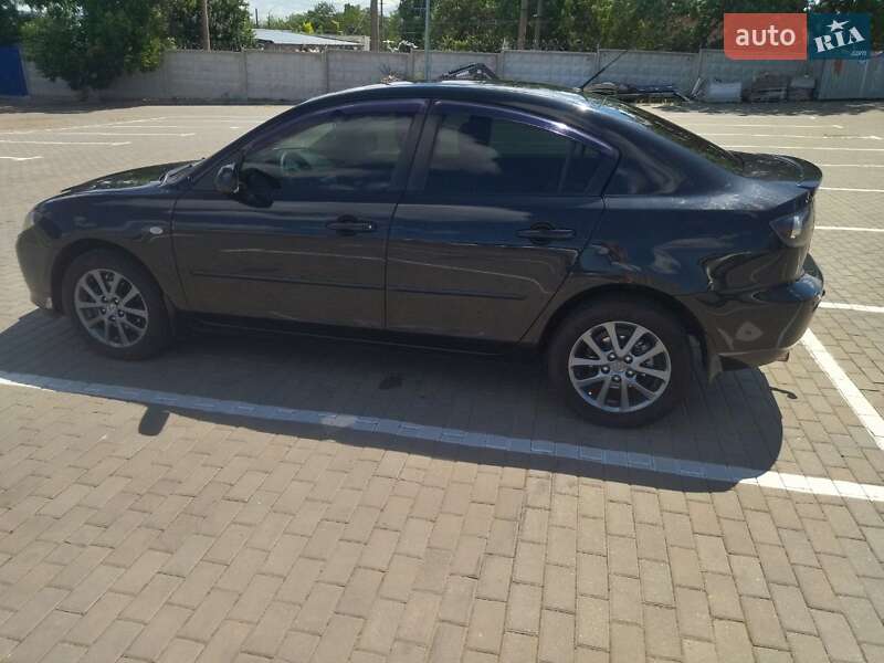 Седан Mazda 3 2008 в Николаеве