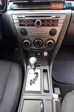 Седан Mazda 3 2007 в 