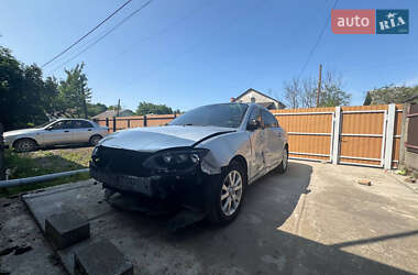 Седан Mazda 3 2006 в Остроге
