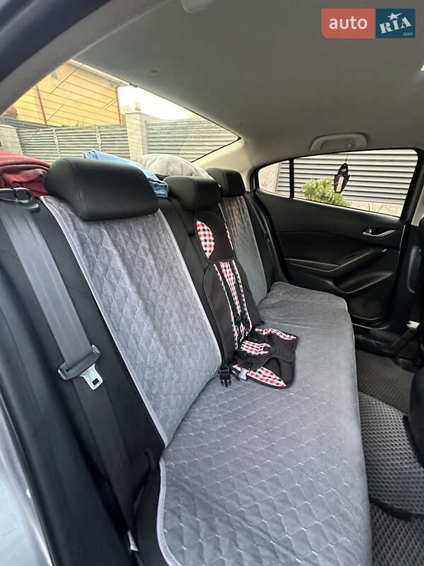 Седан Mazda 3 2015 в Ізмаїлі фото 31 Седан Mazda 3 2015 в Ізмаїлі