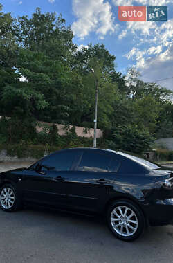 Седан Mazda 3 2008 в Николаеве