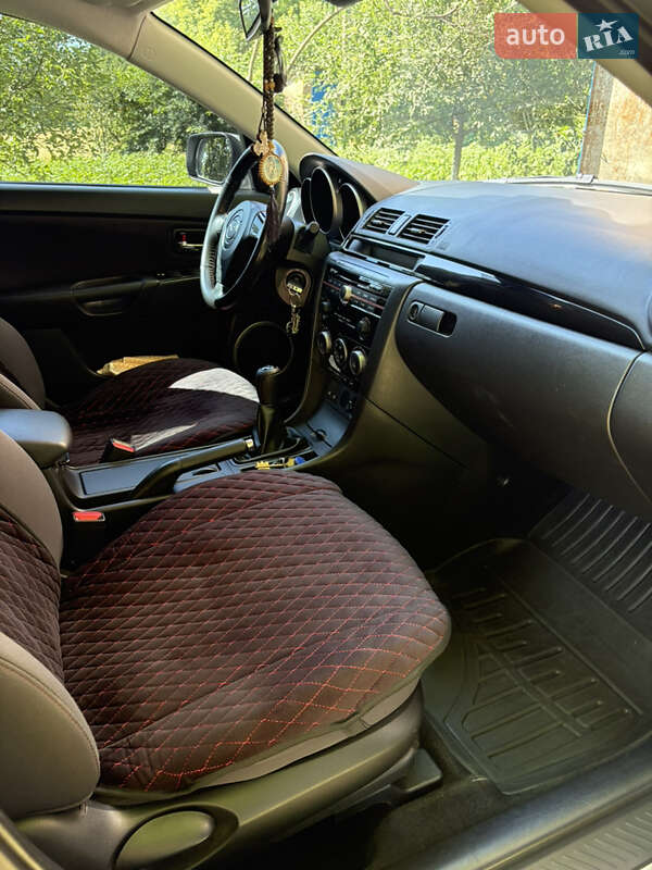 Хэтчбек Mazda 3 2008 в Киеве