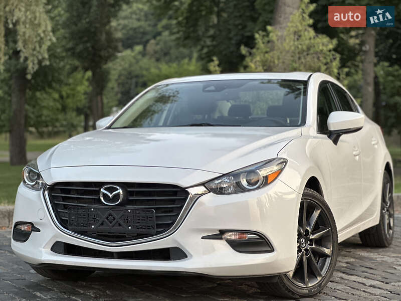 Седан Mazda 3 2018 в Києві