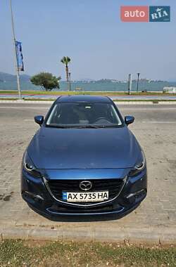 Хэтчбек Mazda 3 2018 в 