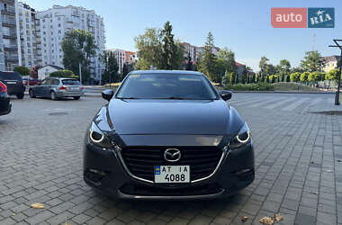 Хэтчбек Mazda 3 2015 в 