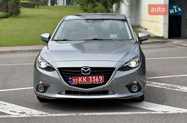 Седан Mazda 3 2014 в 