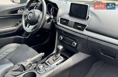 Седан Mazda 3 2014 в 