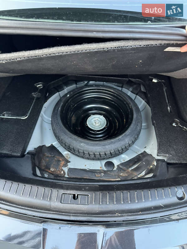 Седан Mazda 3 2012 в Дніпрі