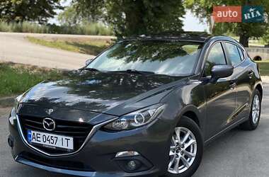 Хэтчбек Mazda 3 2015 в Киеве