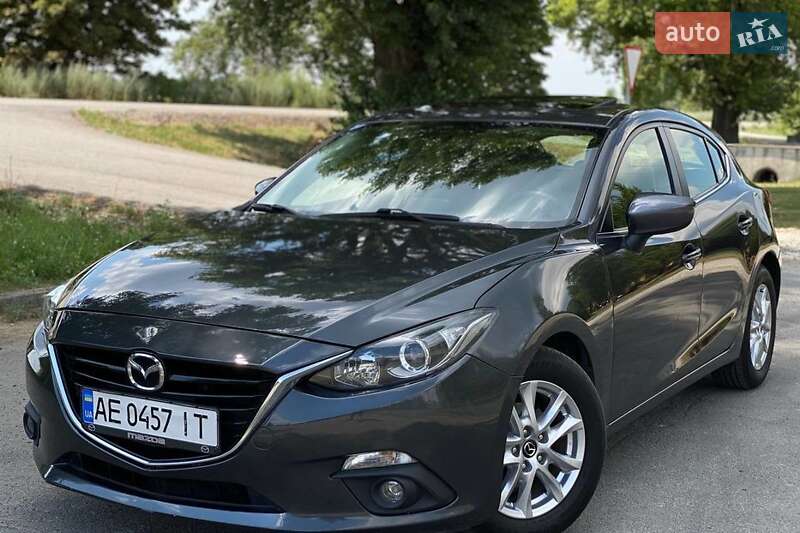 Mazda 3 2015
