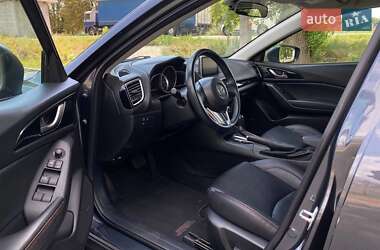 Хэтчбек Mazda 3 2015 в 