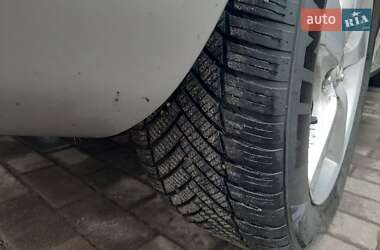 Хэтчбек Mazda 3 2006 в 