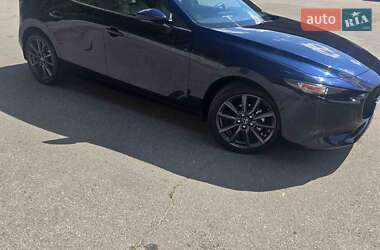 Хэтчбек Mazda 3 2023 в 
