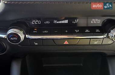 Хэтчбек Mazda 3 2023 в 