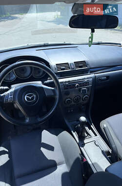 Седан Mazda 3 2006 в 
