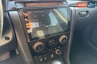 Седан Mazda 3 2006 в 