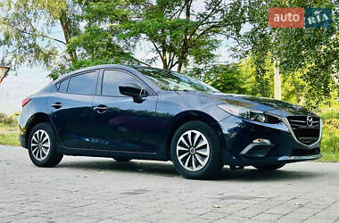 Седан Mazda 3 2016 в 