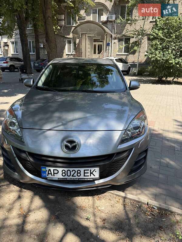 Седан Mazda 3 2011 в Запорожье