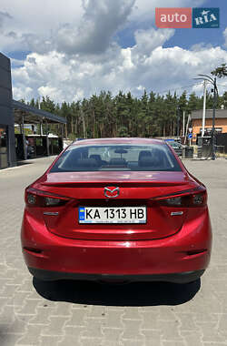 Седан Mazda 3 2015 в 