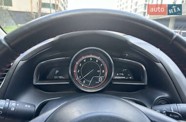Седан Mazda 3 2015 в 