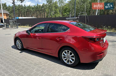 Седан Mazda 3 2015 в 