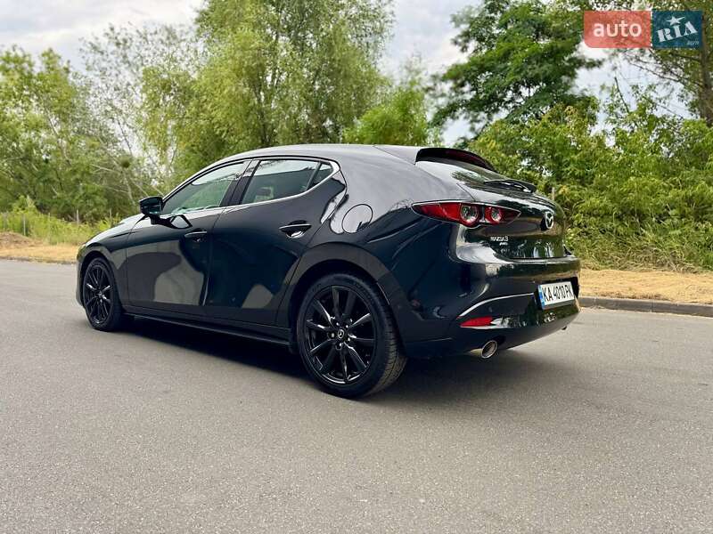 Хэтчбек Mazda 3 2021 в Киеве