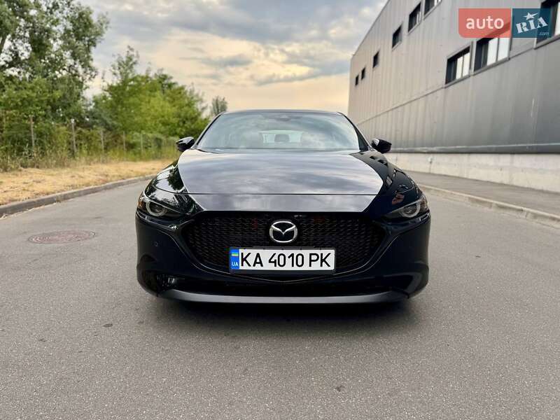 Хэтчбек Mazda 3 2021 в Киеве
