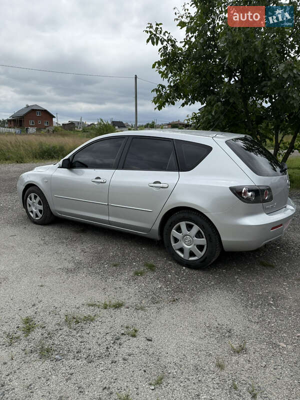 Хэтчбек Mazda 3 2006 в Киеве