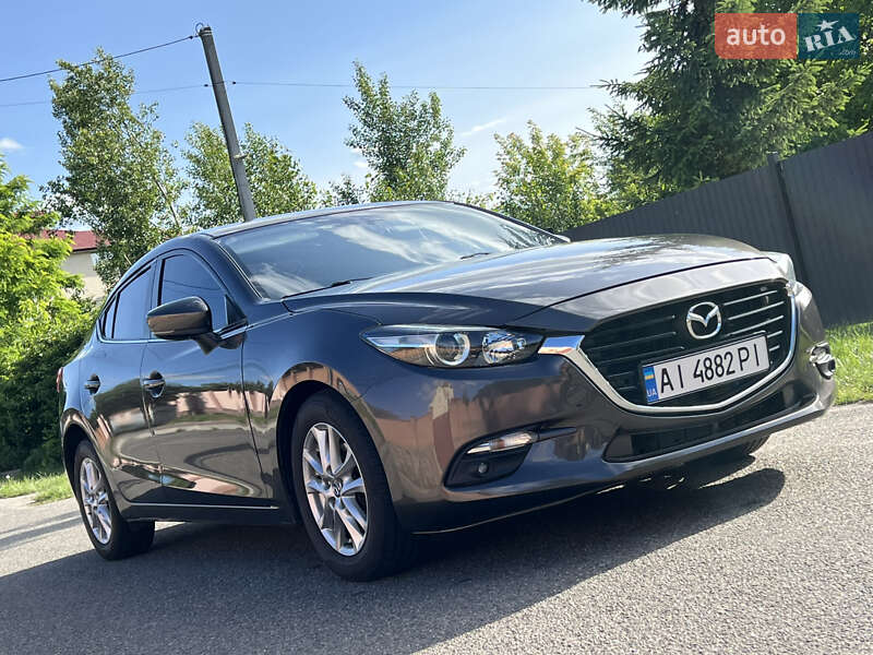 Седан Mazda 3 2017 в 